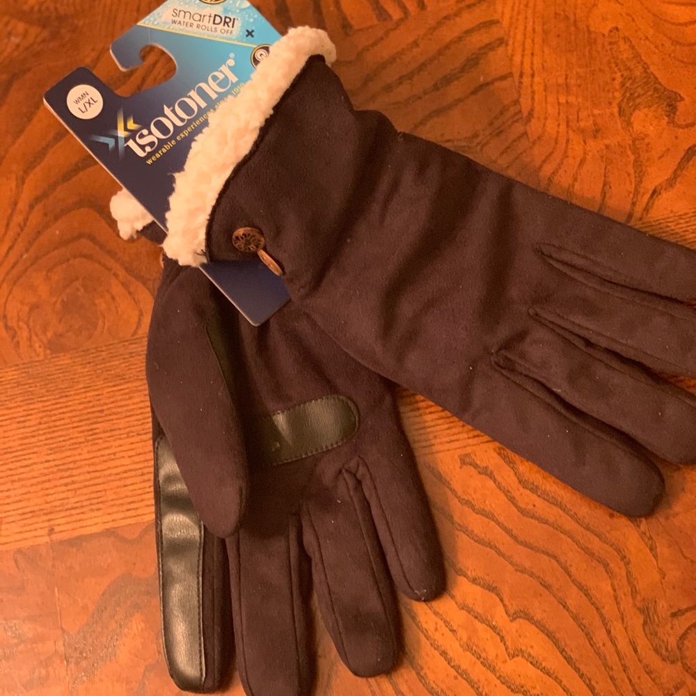 L/XL Isotoner Black Gloves. NWT